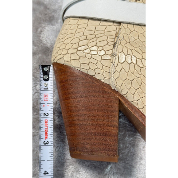 Rag & Bone Harrow Ivory White Croc Embossed Leather Cap Toe Boots Womens 7 EU 37 - Picture 8 of 10